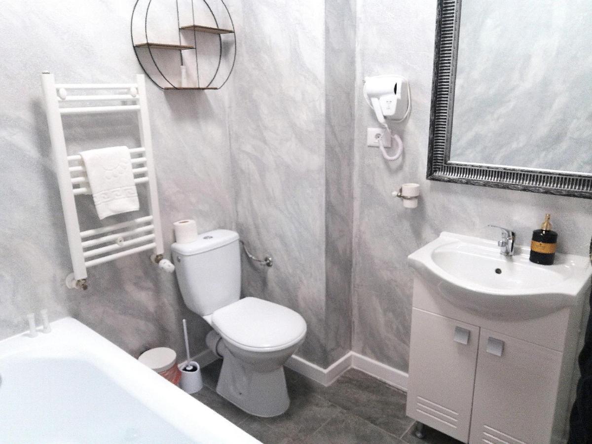 Yns Rooms Iasi Exterior photo