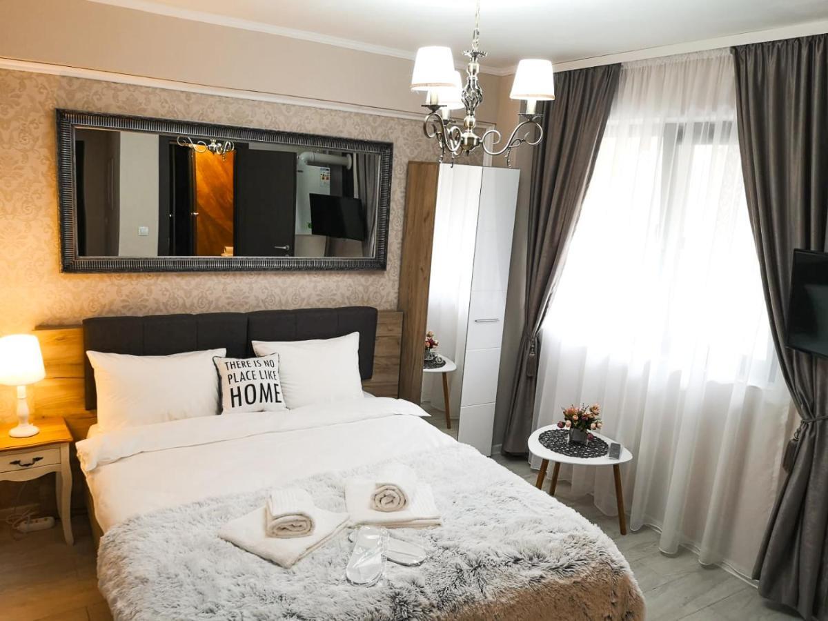 Yns Rooms Iasi Exterior photo